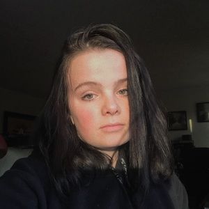 Meet your Posher, Camille